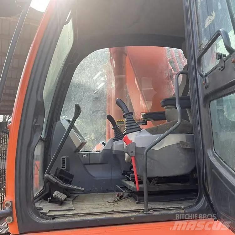 Doosan DX 300 LC Mini bageri <7t