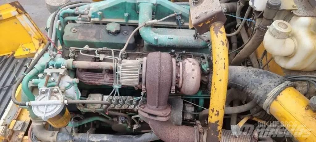 Volvo A 25 C 6X6 Zglobni demperi
