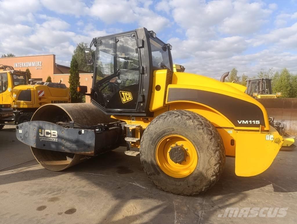 JCB Vibromax VM 115 Valjci sa jednim bubnjem