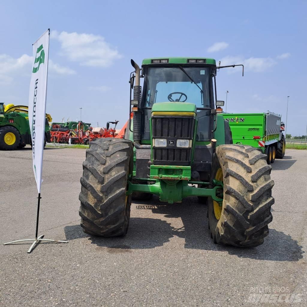 John Deere 7800 Traktori