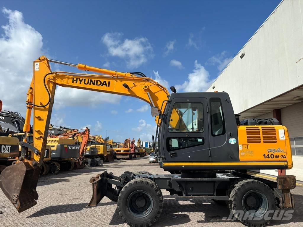 Hyundai 140W-7A Bageri na kotačima