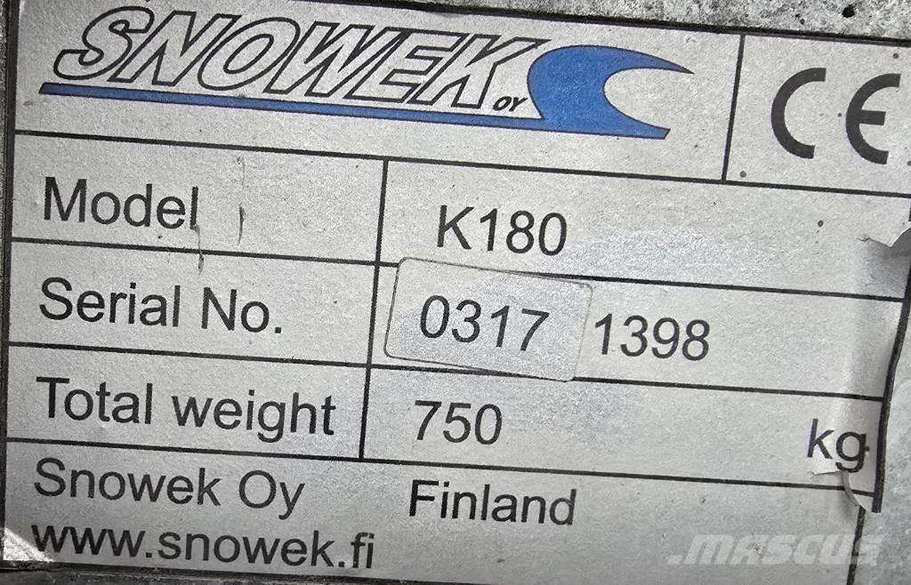 Snowek K180 Ostali strojevi za ceste i snijeg