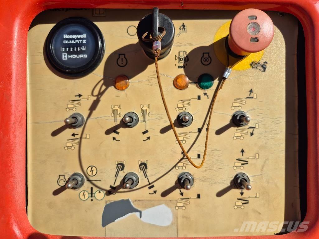 SkyJack SJ 63 AJ Zglobne podizne platforme