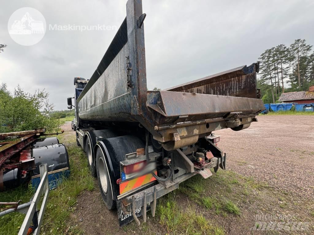 Volvo FH 480 Rol kiper kamioni s kukama za dizanje