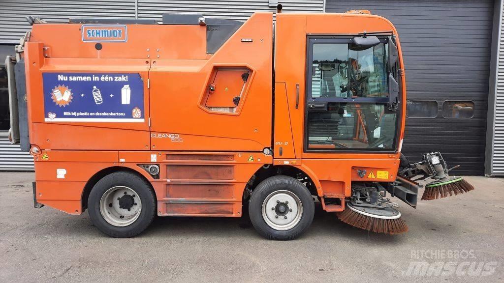 Schmidt Cleango 500 Strojevi za metenje