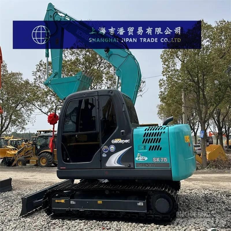 Kobelco SK 75 Midi bageri 7t – 12t