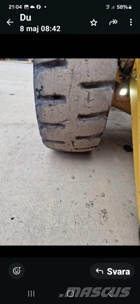 CAT 988K Utovarivači na kotačima