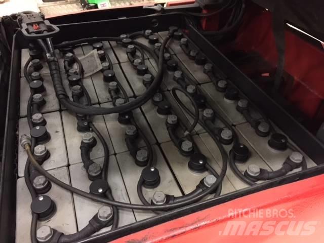 Linde E 20 PH - 02 Električni viličari
