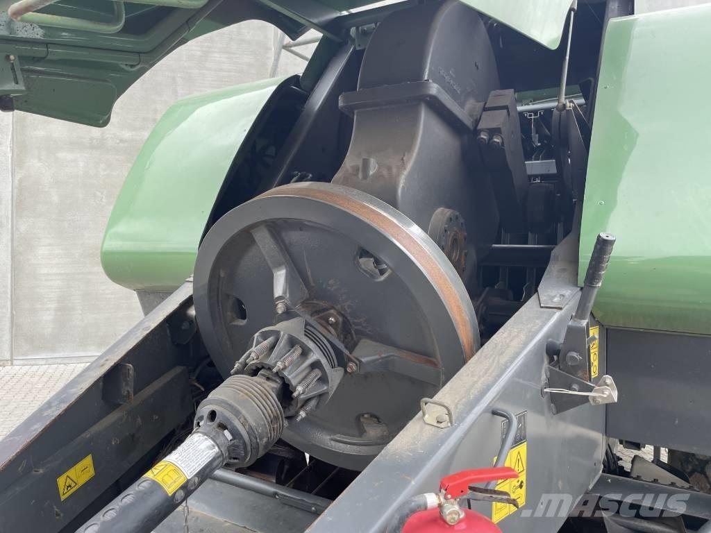 Fendt 12130 N Balirke za kockaste bale