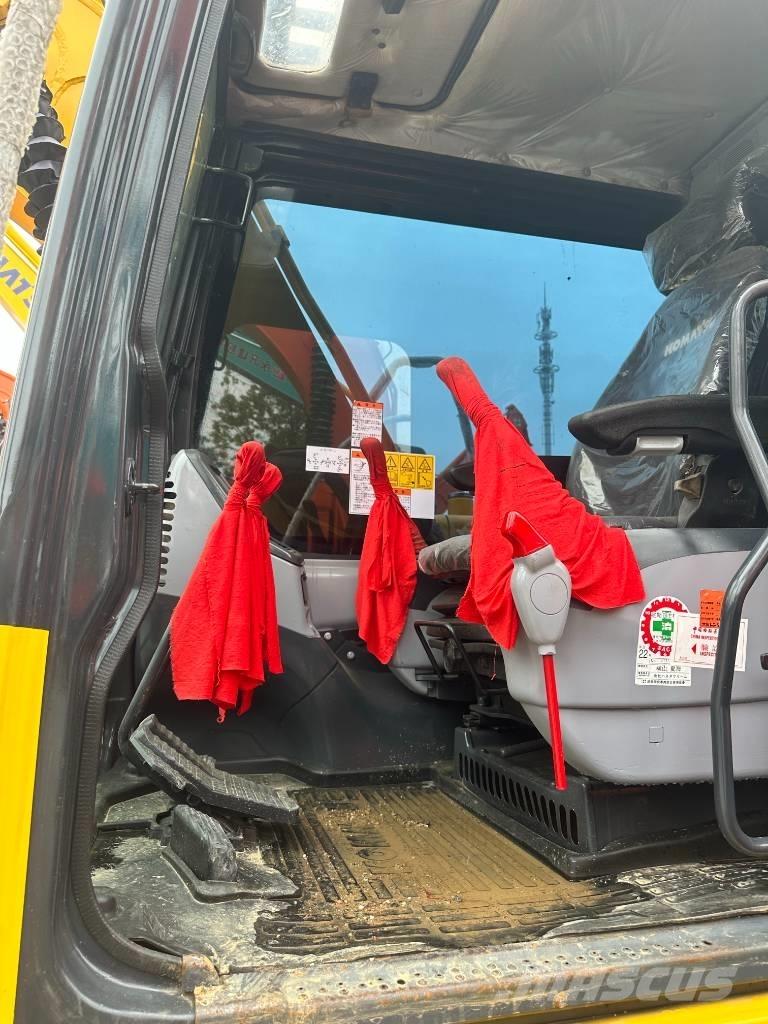 Komatsu PC 130 Bageri gusjeničari