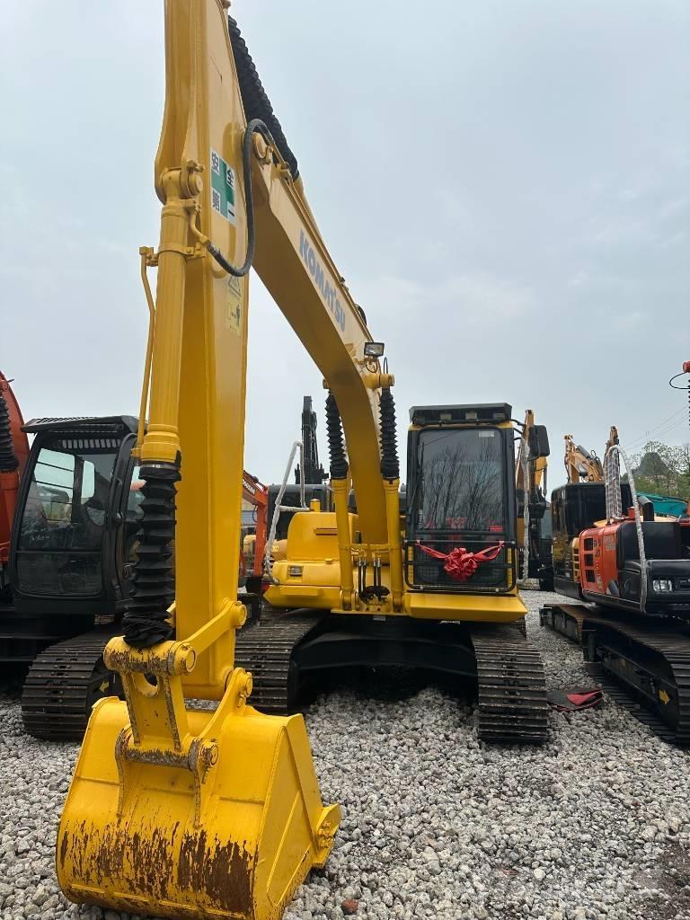 Komatsu PC 130 Bageri gusjeničari