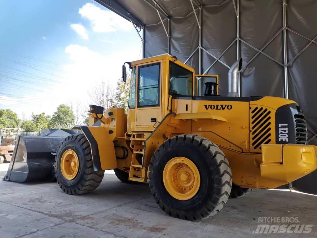 Volvo L 120 E Utovarivači na kotačima