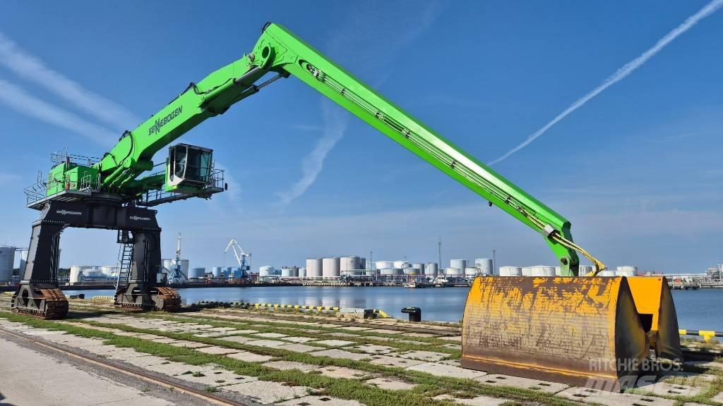 Sennebogen 875 Bageri za manipuliranje materijalom / otpadom