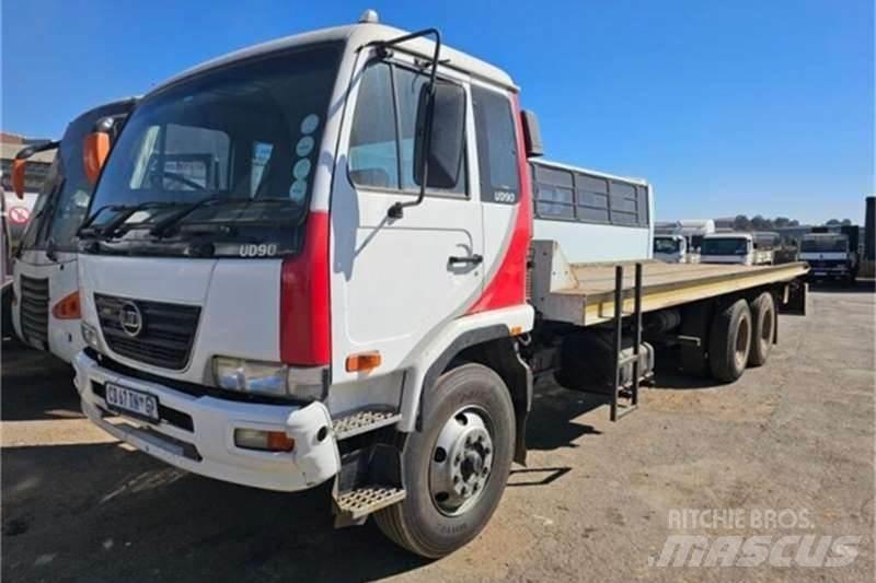 Nissan UD Ostali kamioni