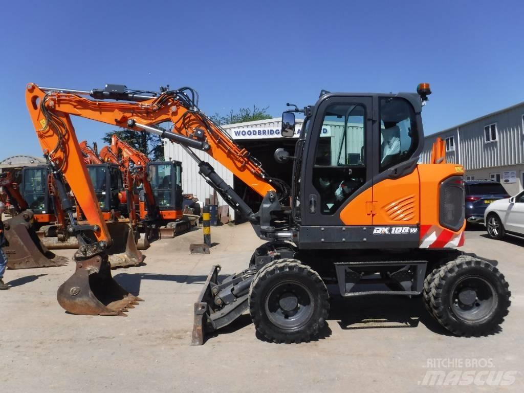 Doosan DX 100W-7 Bageri na kotačima