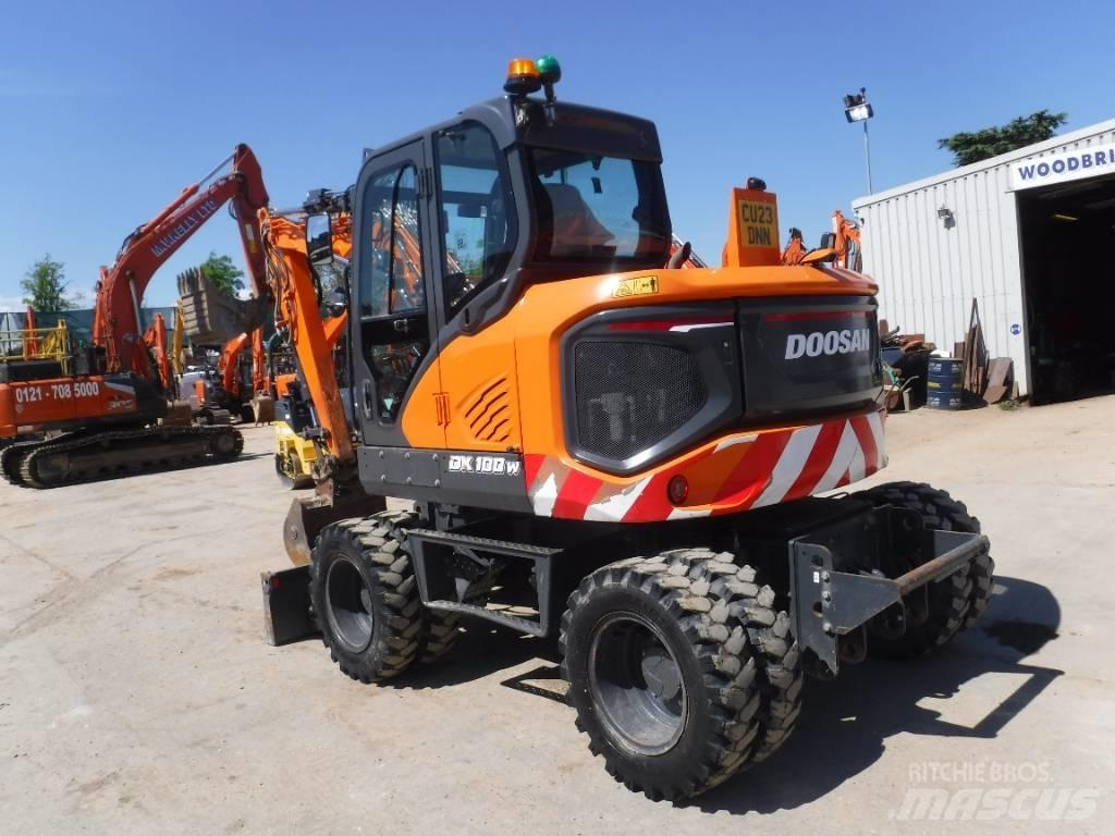 Doosan DX 100W-7 Bageri na kotačima