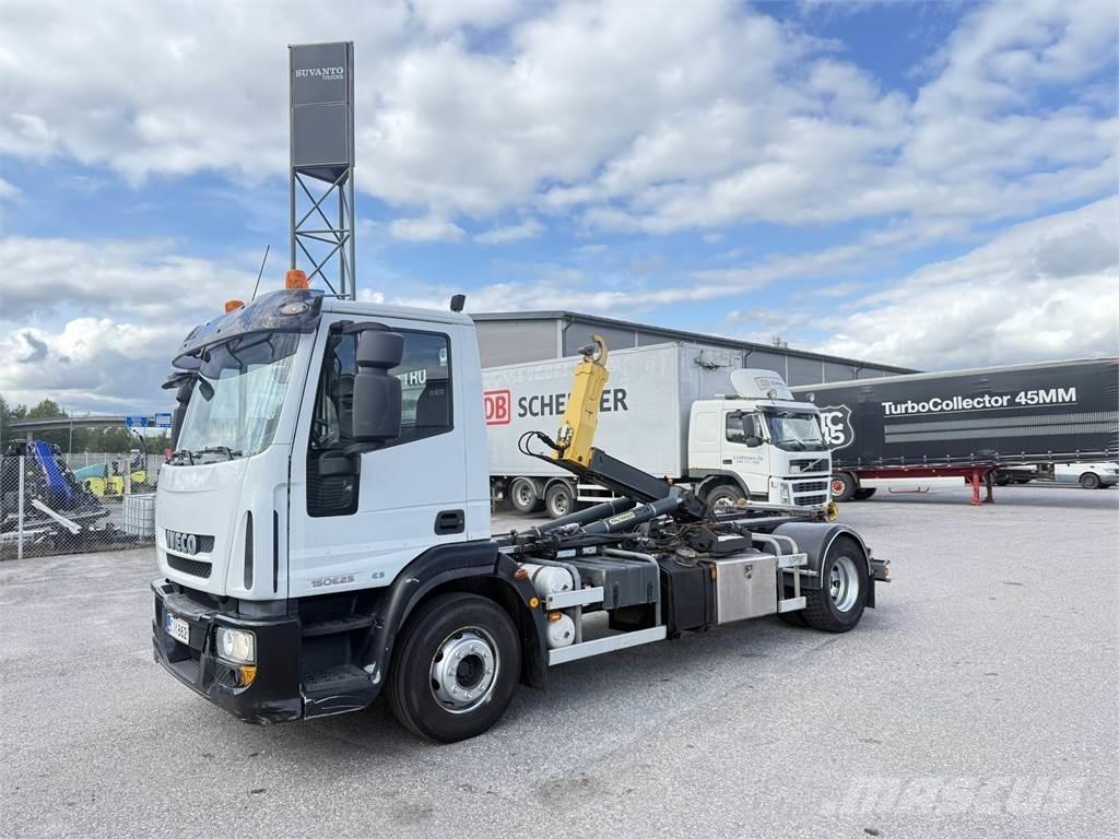 Iveco ML150E 4X2 Rol kiper kamioni s kukama za dizanje