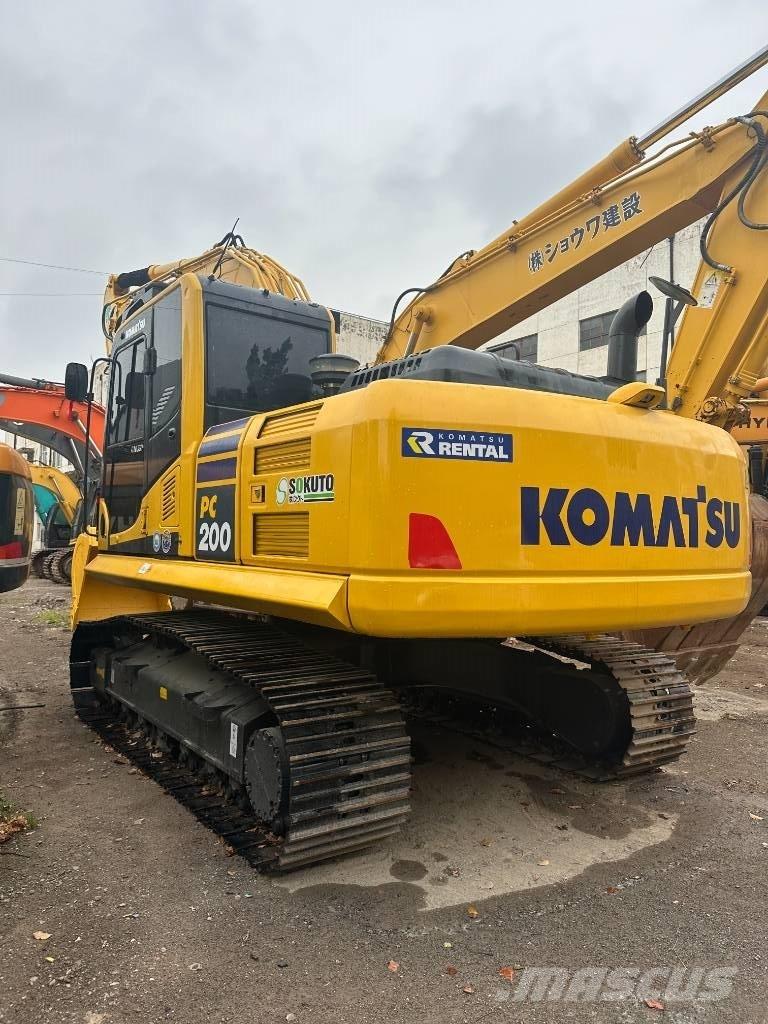 Komatsu PC 200-8 Bageri gusjeničari