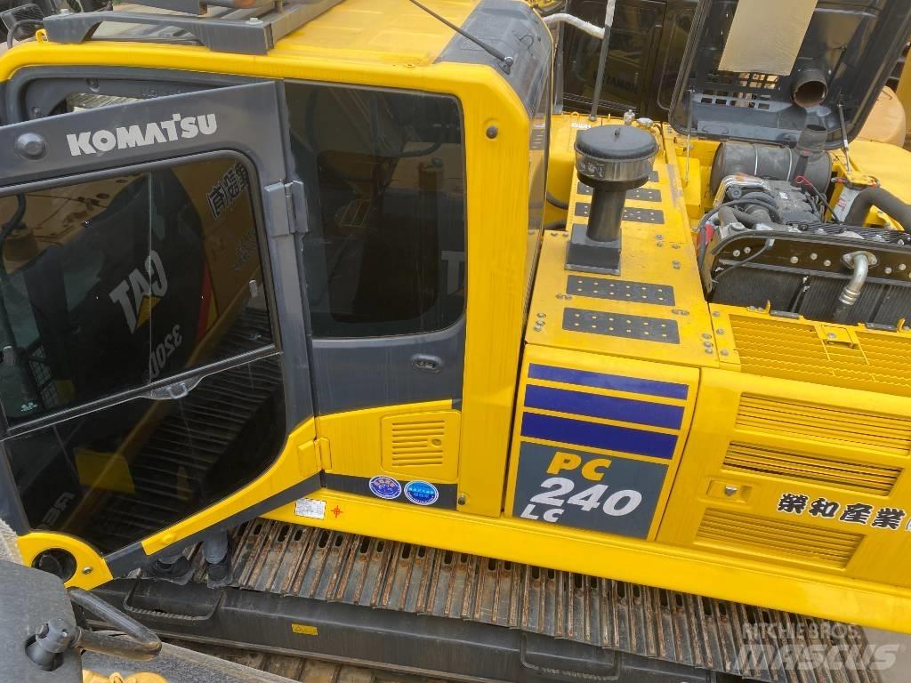 Komatsu PC 240 Bageri gusjeničari