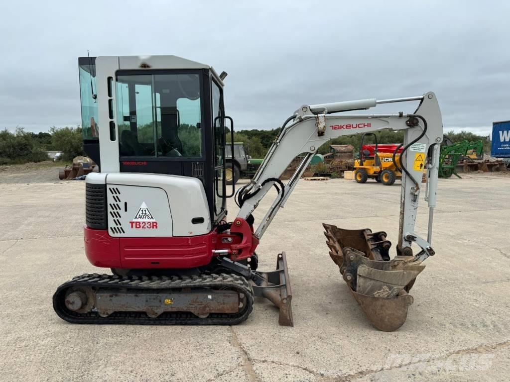 Takeuchi TB 23 R Mini bageri <7t