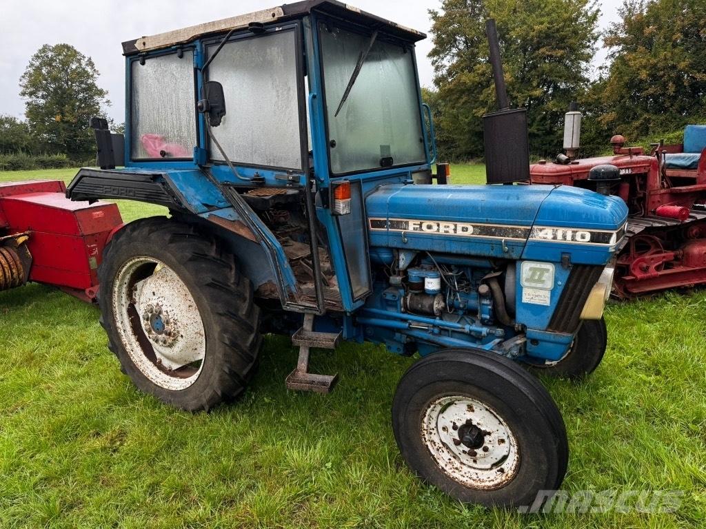 Ford 4110 series 2 Traktori