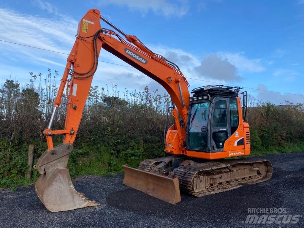 Doosan DX 140 LCR-3 Bageri gusjeničari