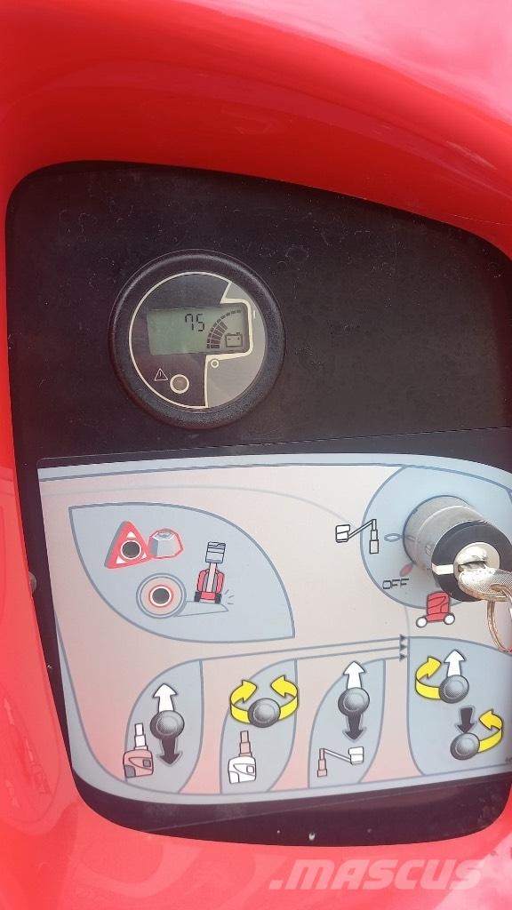 Manitou 100 VJR Vertikalne radne podizne platforme