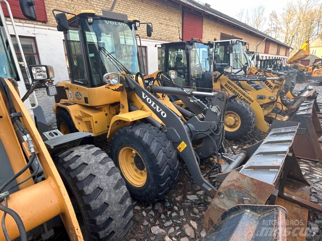 Volvo L 30 G Utovarivači na kotačima