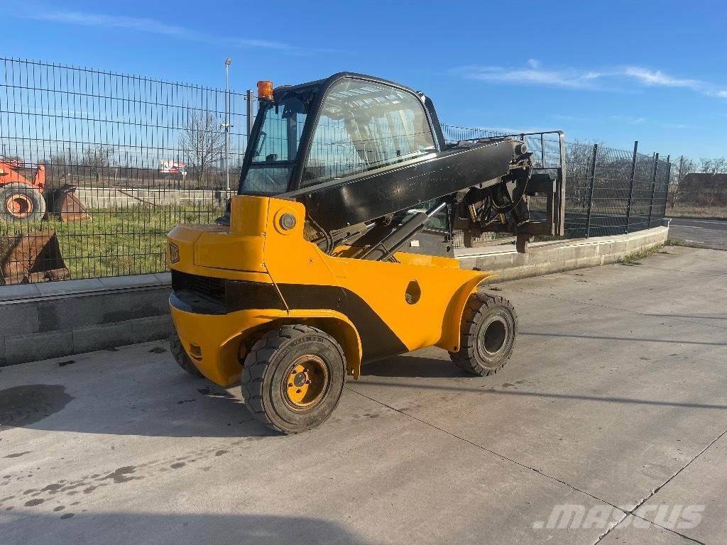 JCB TLT 30 D 4x4 Teleskopski viličari