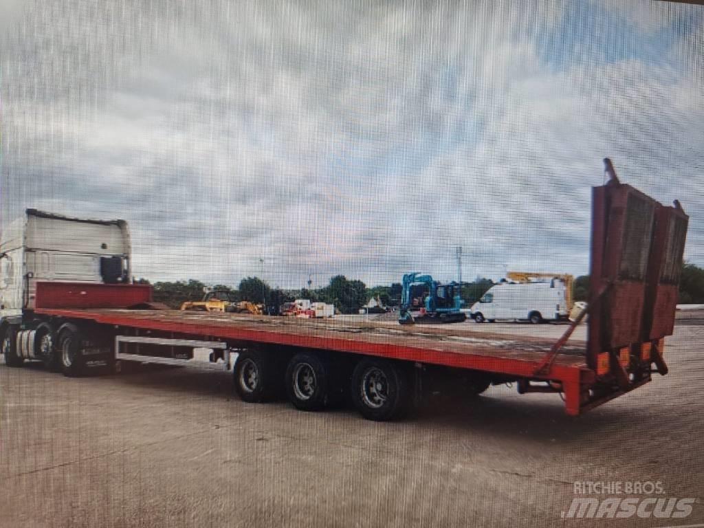 Montracon 3 Axles Nisko-utovarne poluprikolice