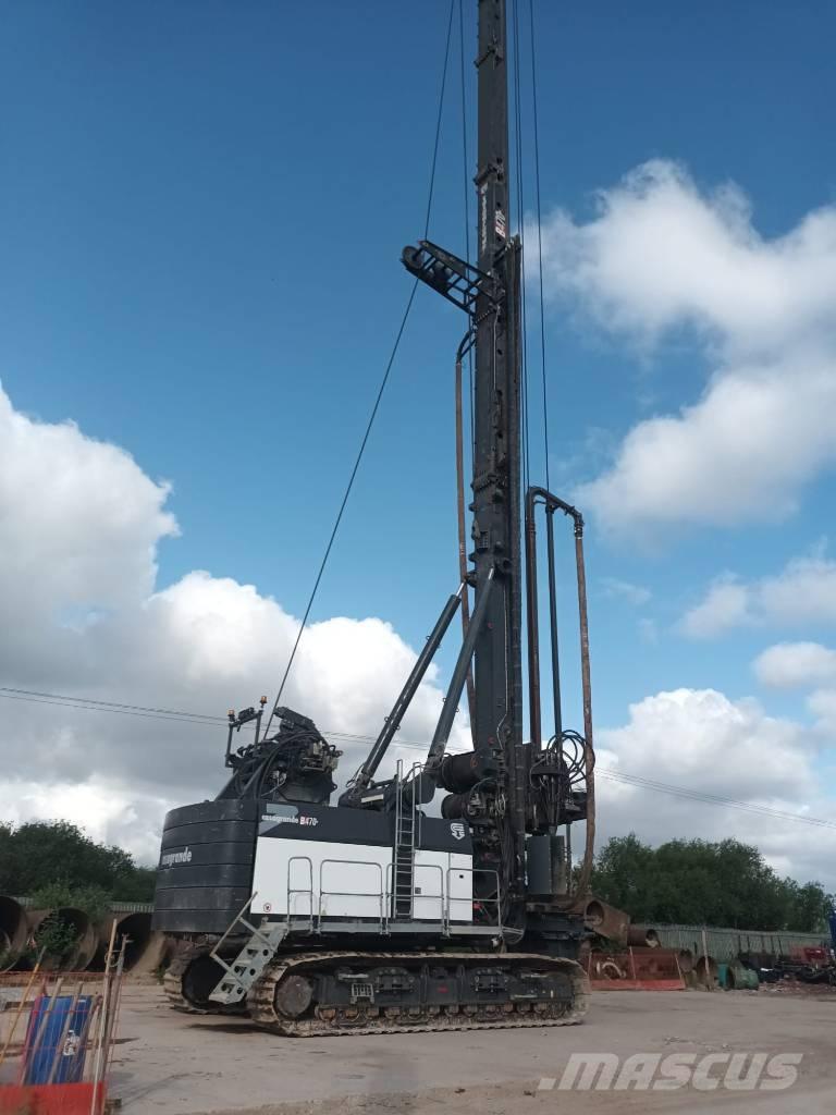 Casagrande B470XP-2 Strojevi za zabijanje stupova