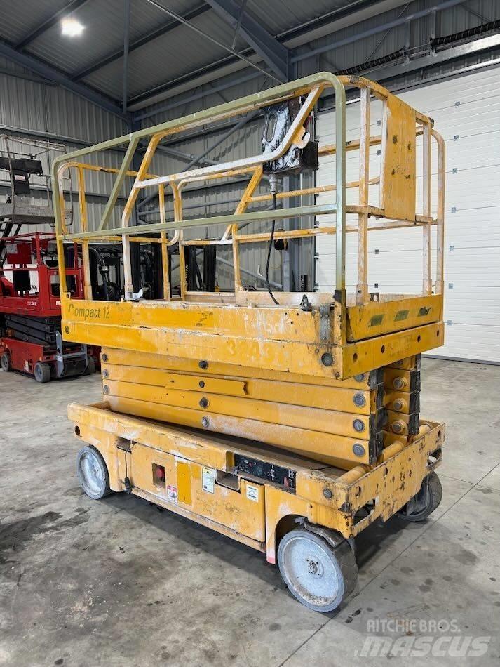Haulotte Compact 12 Škaraste platforme