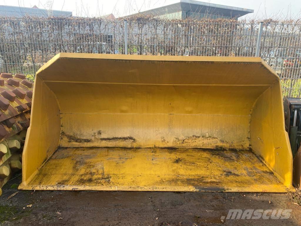 CAT 972 Kašike / Korpe