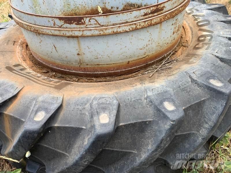 Pirelli 540/65R34 Poljoprivreda – ostalo