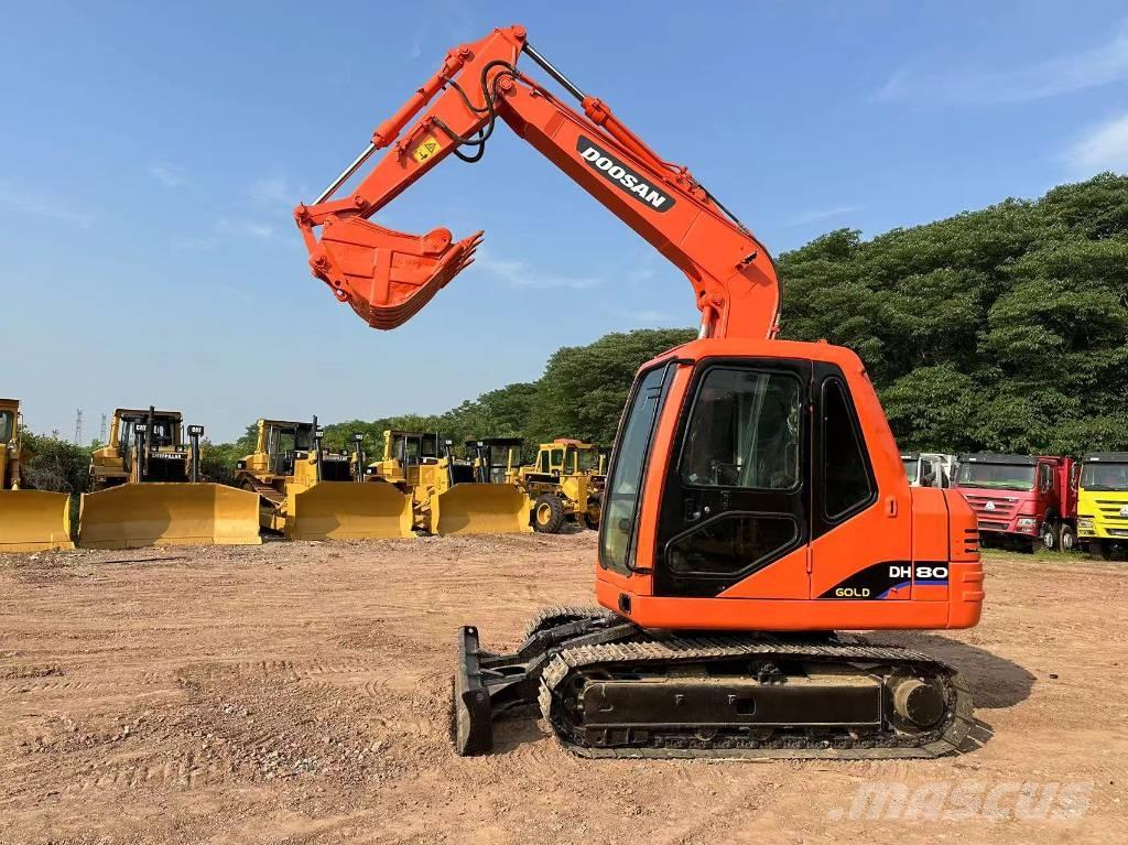 Doosan DH 80 Bageri gusjeničari