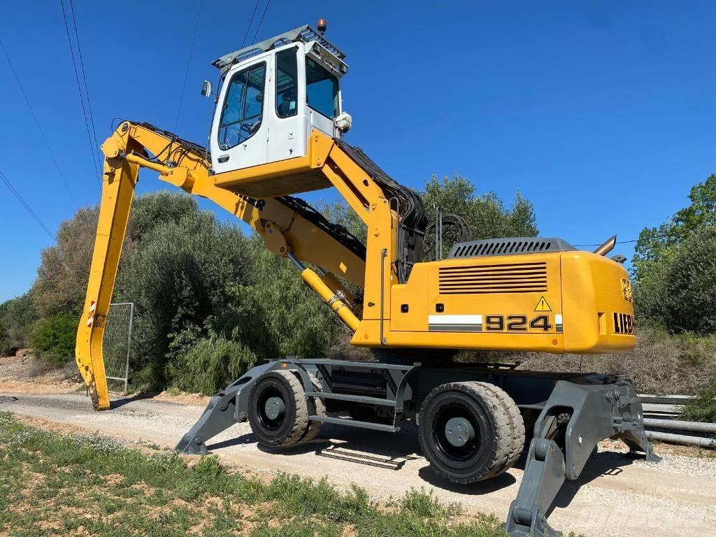 Liebherr A 924 C Bageri za manipuliranje materijalom / otpadom