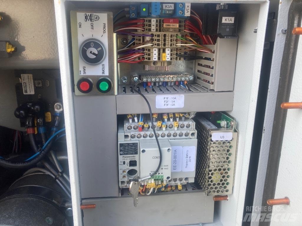 Holland Lift HL 9714 Škaraste platforme
