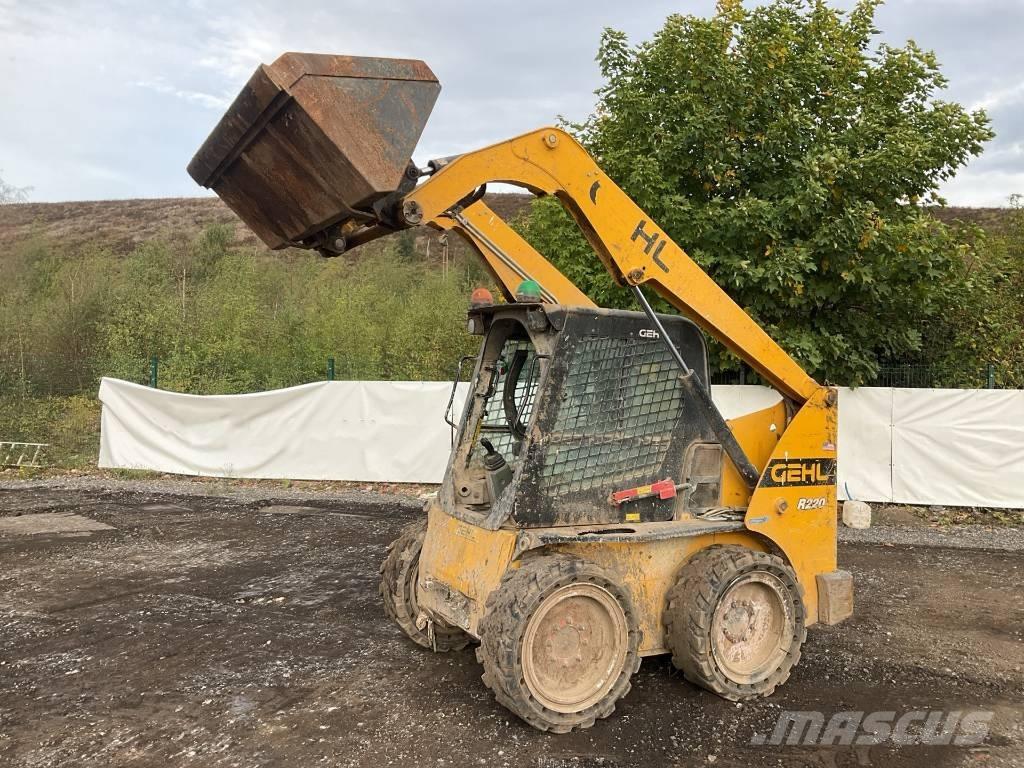 Gehl R 220 Skid steer mini utovarivači