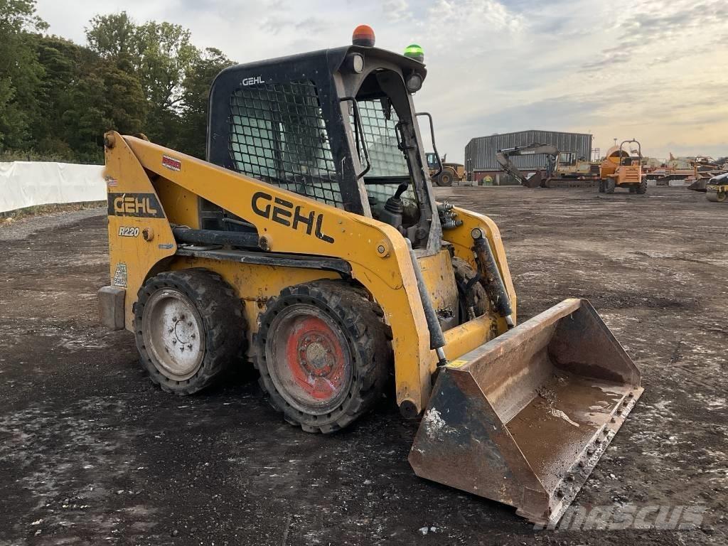 Gehl R 220 Skid steer mini utovarivači