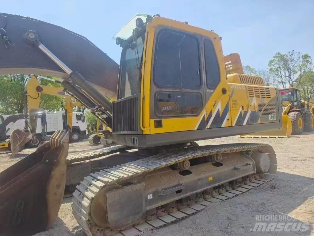 Volvo EC 210 Bageri gusjeničari