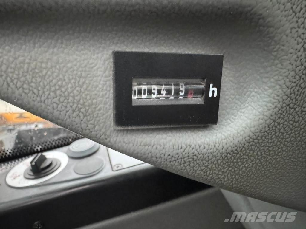 Liebherr LH 26 M Bageri za manipuliranje materijalom / otpadom