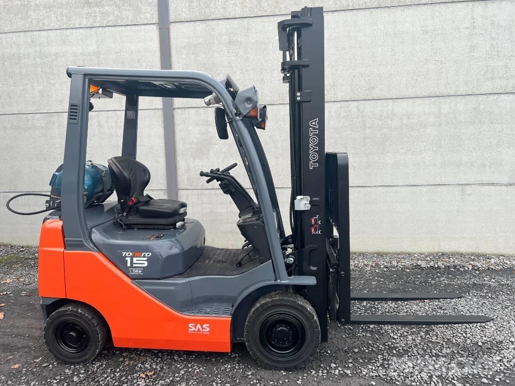 Toyota 02-8FGF15 Plinski viličari