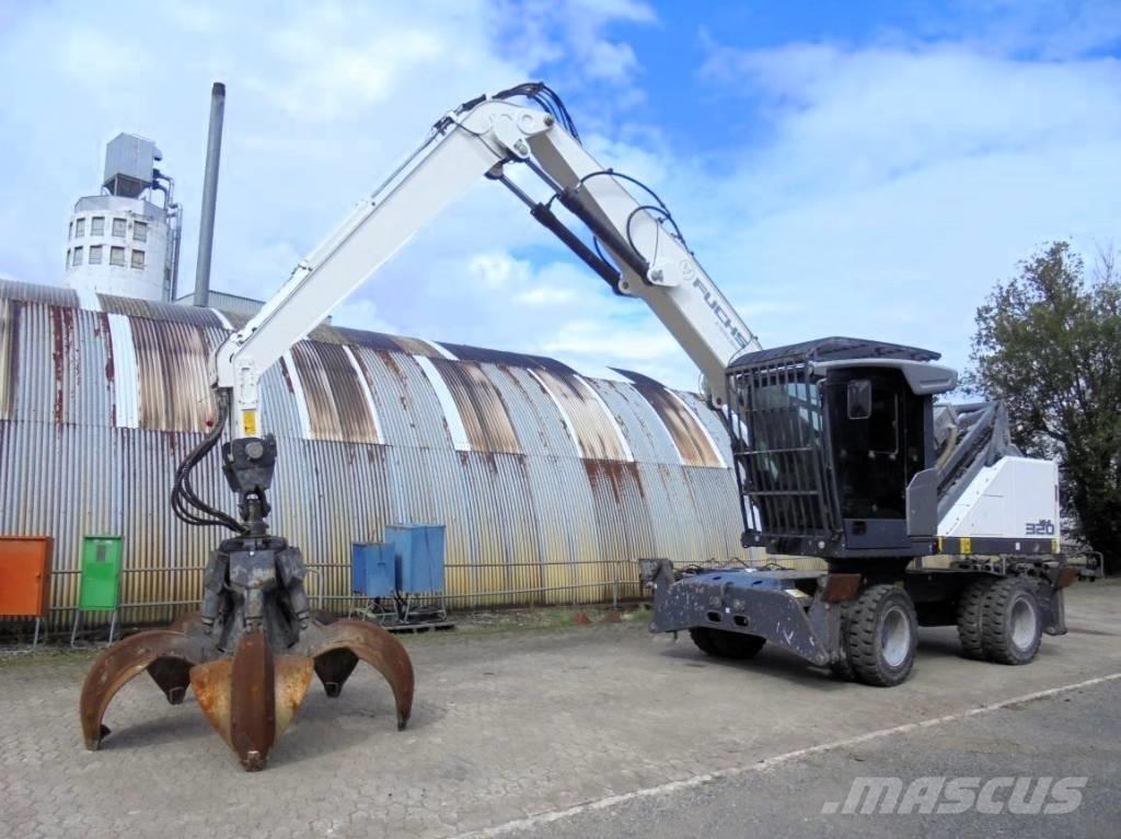 Fuchs MHL 320 Bageri za manipuliranje materijalom / otpadom