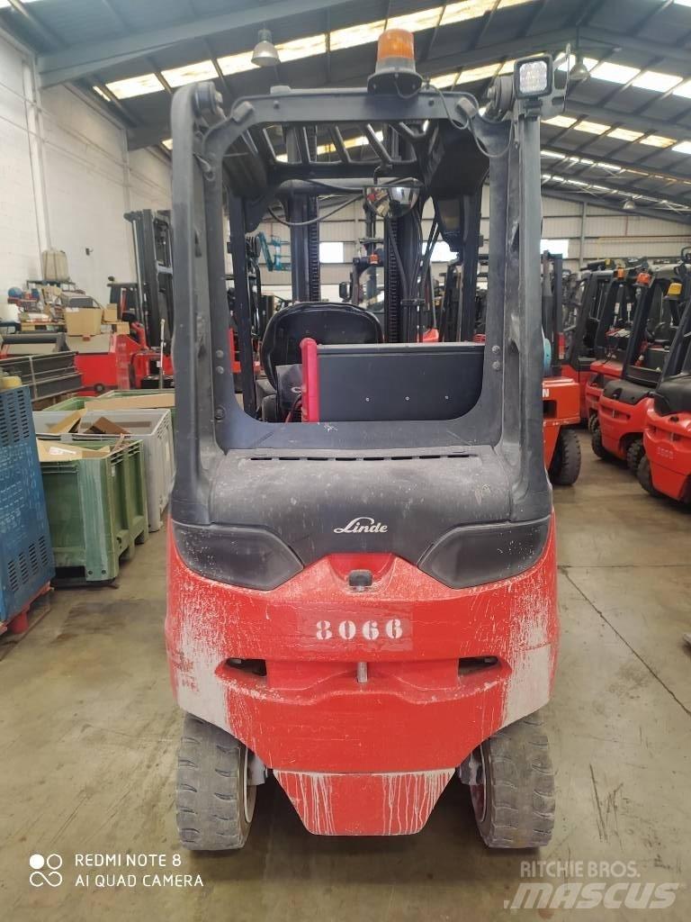 Linde E30/600 Električni viličari