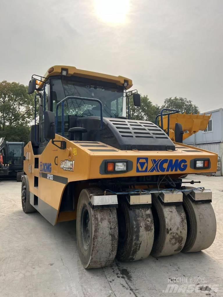 XCMG XP 303 Oprema za polaganje i upravljanje