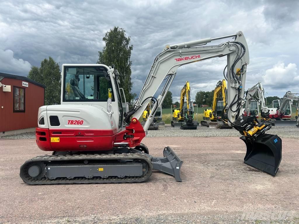 Takeuchi TB260 Mini bageri <7t