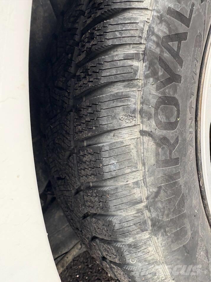 Peugeot 208 Automobili