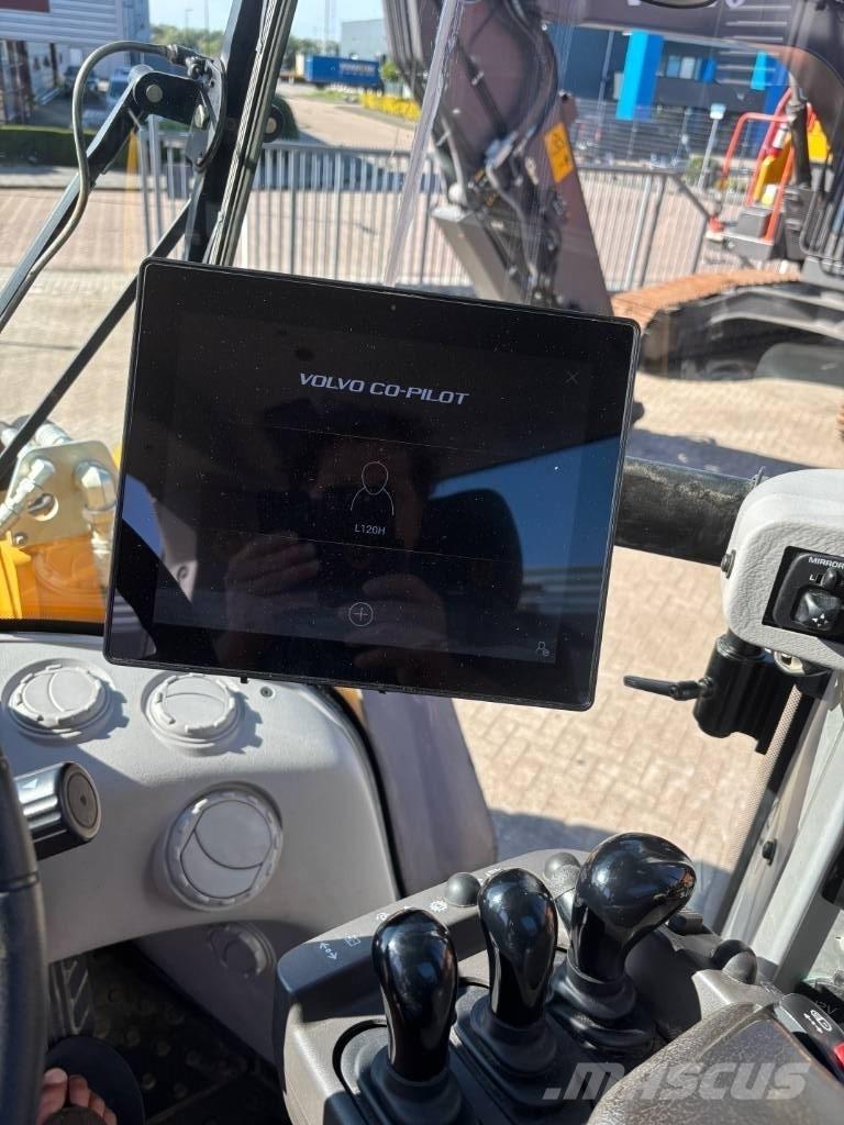 Volvo L 120 H Utovarivači na kotačima