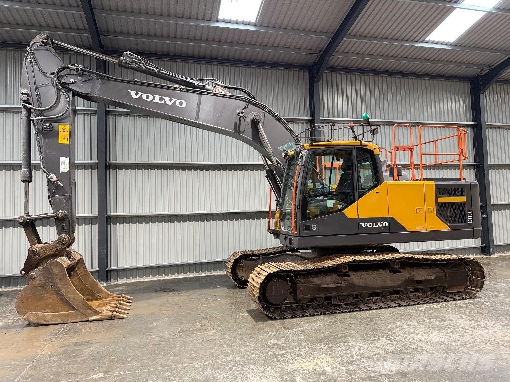 Volvo EC 220 E Bageri gusjeničari