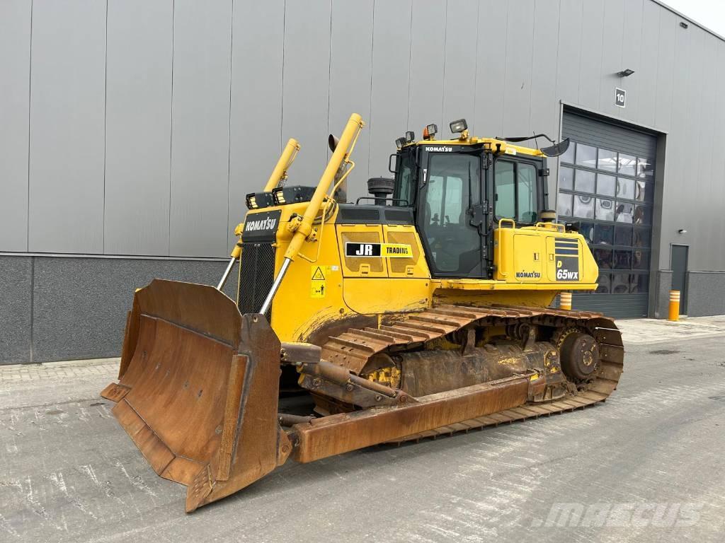 Komatsu D 65 WX-18 Buldožeri gusjeničari